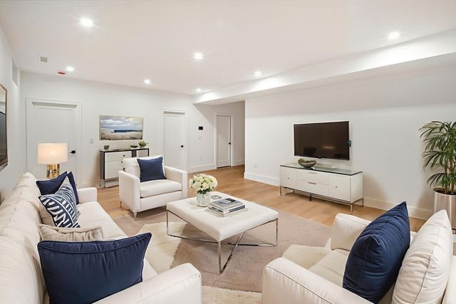 230 Auburn St 230, Newton, MA 02466