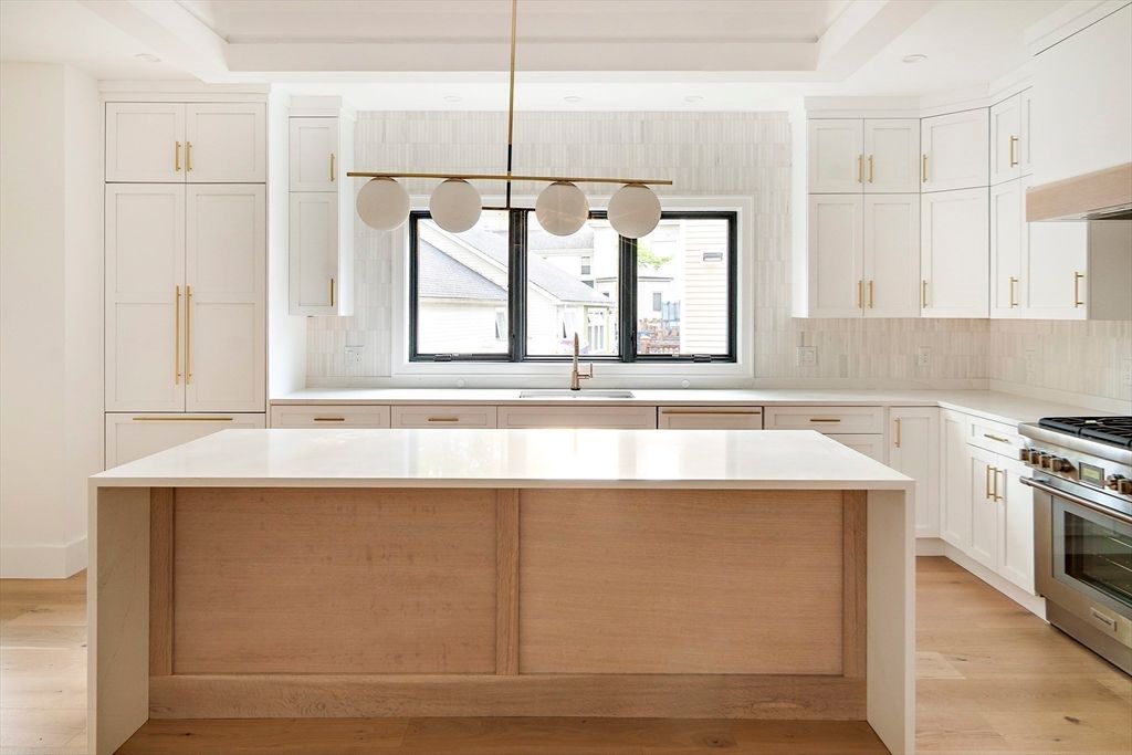 230 Auburn St 230, Newton, MA 02466