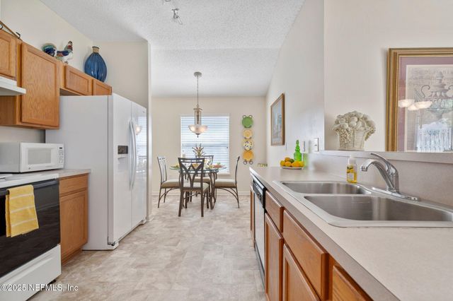 10018 GOVERN Lane, Jacksonville, FL 32225