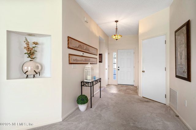 10018 GOVERN Lane, Jacksonville, FL 32225