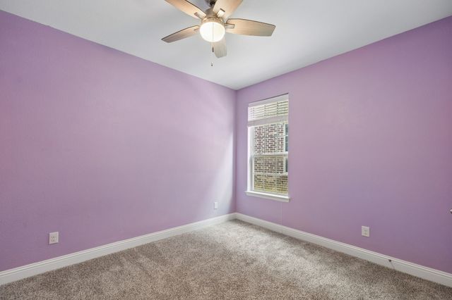 404 Warwick Boulevard, Lewisville, TX 75056