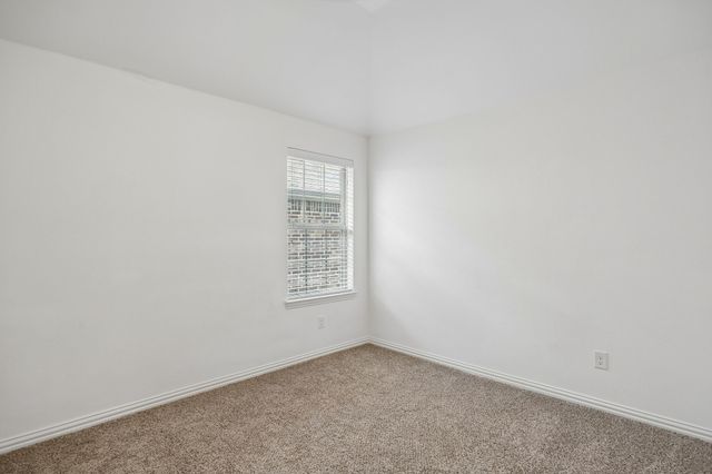 404 Warwick Boulevard, Lewisville, TX 75056
