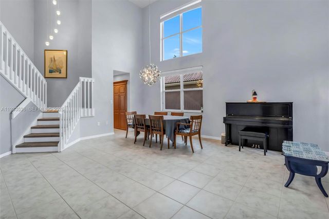 1996 NW 170th Ter, Pembroke Pines, FL 33028