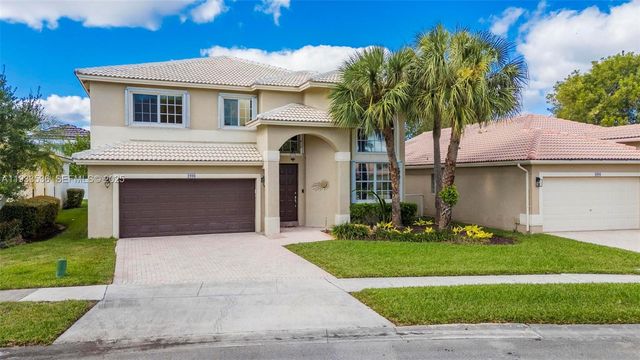 1996 NW 170th Ter, Pembroke Pines, FL 33028