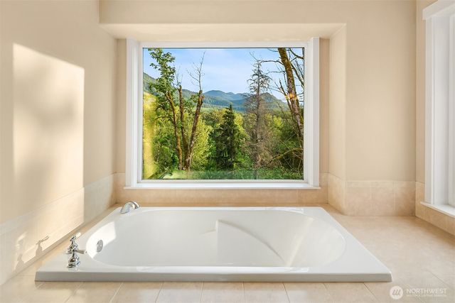 46605 SE 156th Place, North Bend, WA 98045