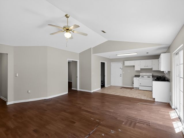 1833 Tamara Way, Spartanburg, SC 29301
