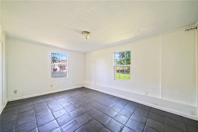 438 Scotland Dr, Corpus Christi, TX 78418