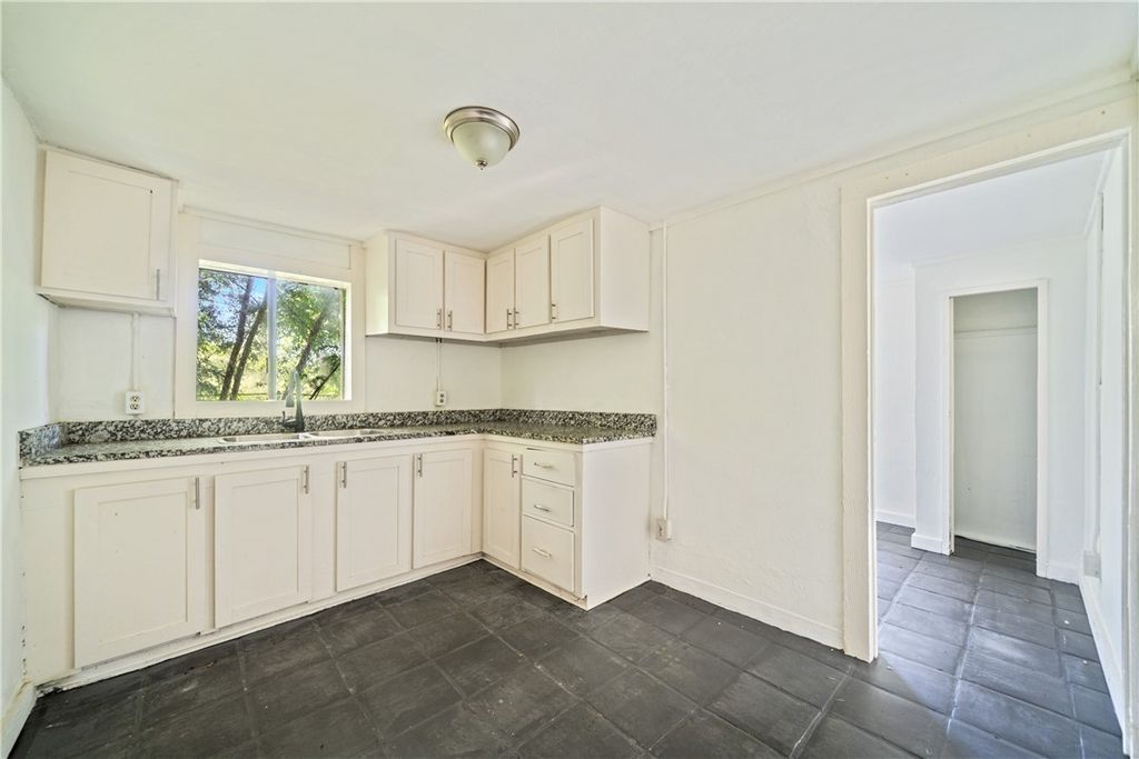 438 Scotland Dr, Corpus Christi, TX 78418 — photo 5