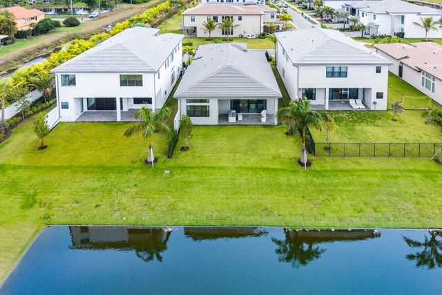 21015 Tangelo Tree Drive, Boca Raton, FL 33434