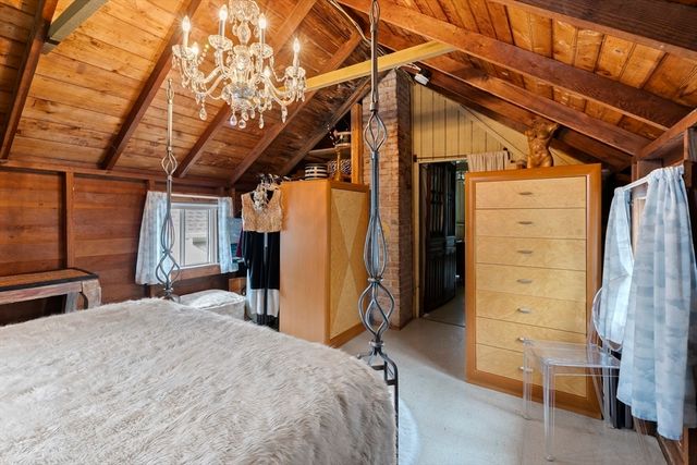 10 East Blvd, Wareham, MA 02571