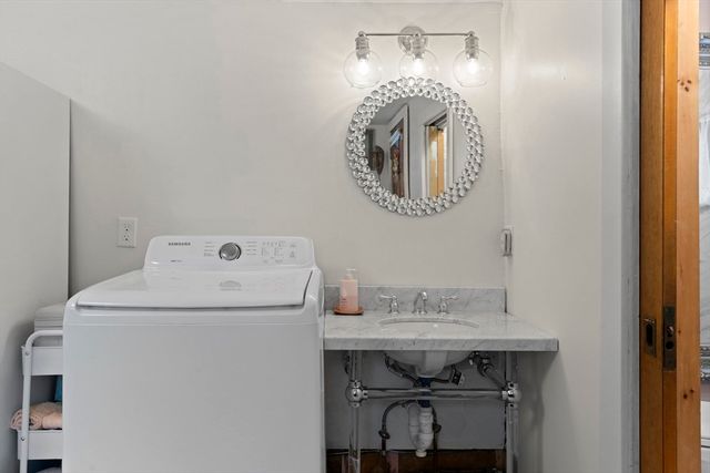 10 East Blvd, Wareham, MA 02571