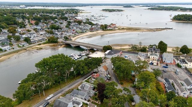 10 East Blvd, Wareham, MA 02571