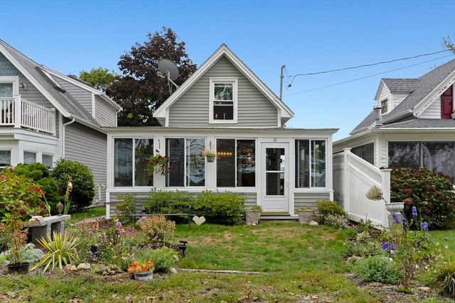 10 East Blvd, Wareham, MA 02571