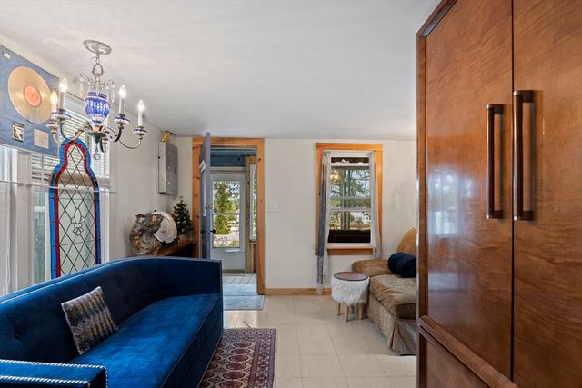 10 East Blvd, Wareham, MA 02571