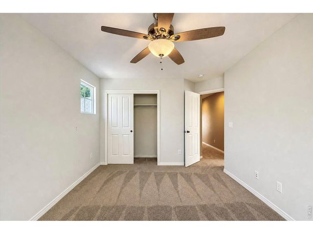 1527 Prairie Song Pl, Longmont, CO 80504