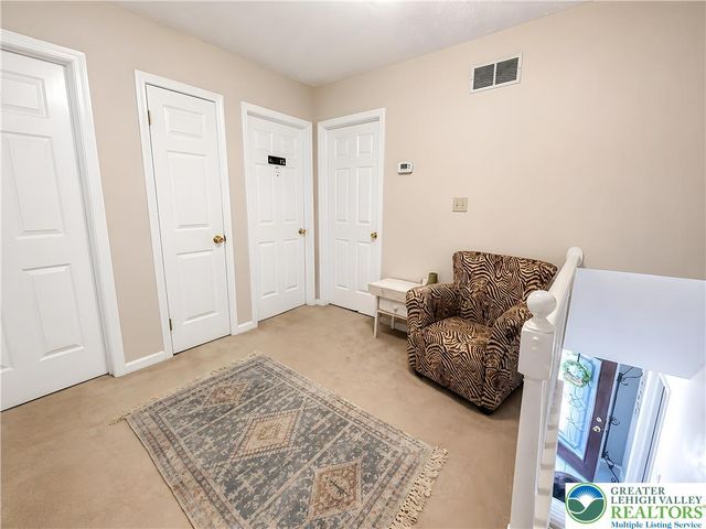 4659 Oakwood Lane, Lower Nazareth Twp, PA 18064