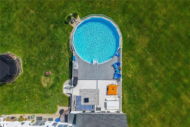 4659 Oakwood Lane, Lower Nazareth Twp, PA 18064