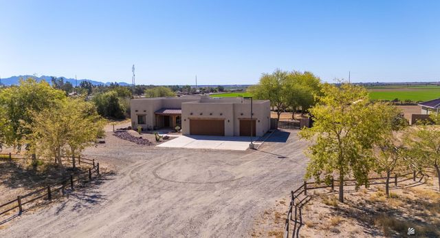 8419 E County 6 St, Yuma, AZ 85365