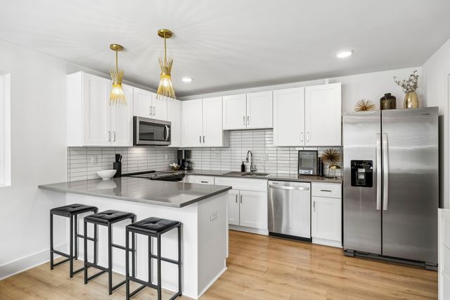 102 Duke St Apt 42, Nashville, TN 37207