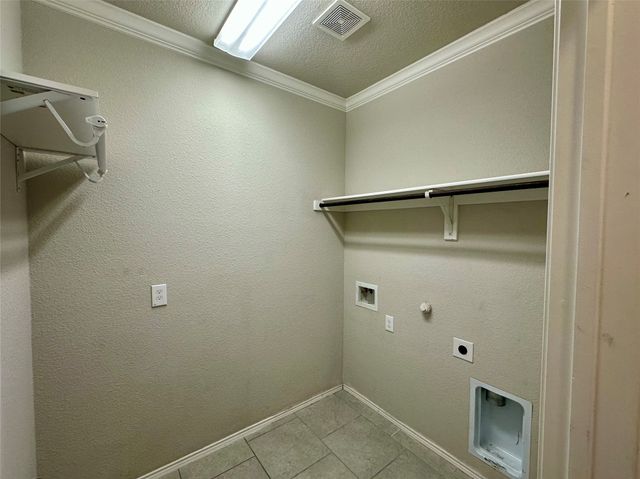 3716 Fossil Tree Lane, Fort Worth, TX 76244