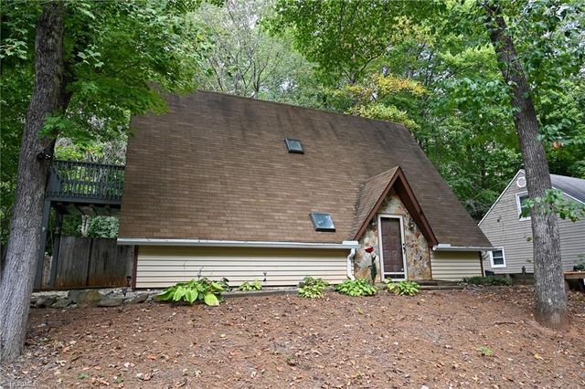 1469 Old Town Road, Winston-salem, NC 27106
