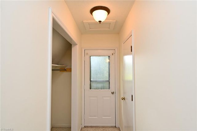 1469 Old Town Road, Winston-salem, NC 27106