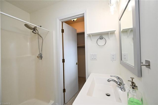 1469 Old Town Road, Winston-salem, NC 27106