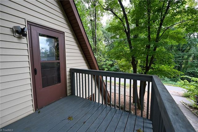 1469 Old Town Road, Winston-salem, NC 27106