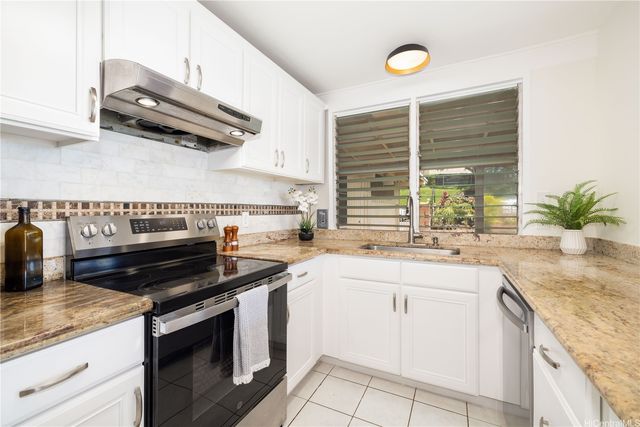 95-401 Ikaloa Street, Mililani, HI 96789