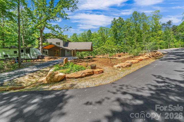 3135 Laurel Heights Drive Extension, Morganton, NC 28655