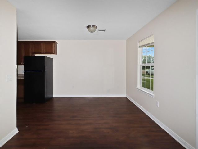 7501 Blue Jay Drive, Texas City, TX 77591