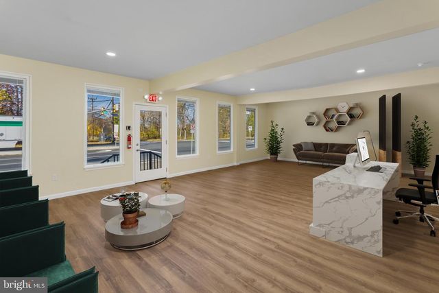 1606 ROUTE 130, Burlington, NJ 08016