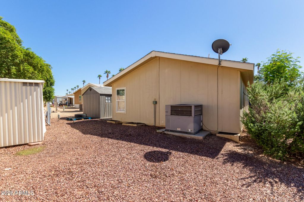 Image 26 of property listing at 7300 N 51ST Avenue 118, Glendale, AZ 85301