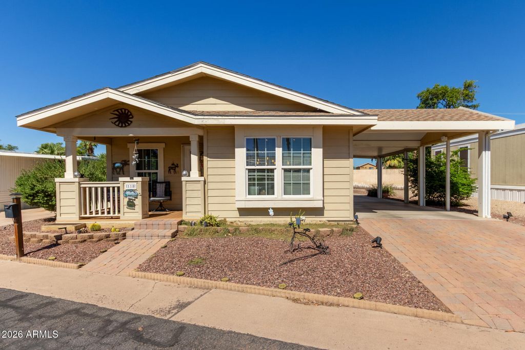 Image 4 of property listing at 7300 N 51ST Avenue 118, Glendale, AZ 85301