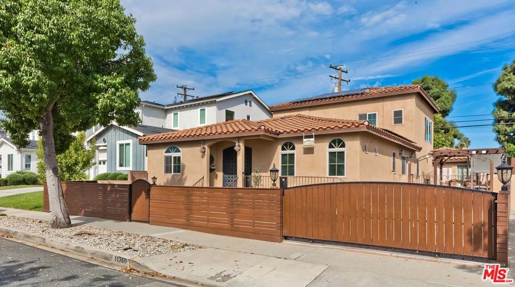 11360 Segrell Way, Culver City, CA 90230 — photo 2