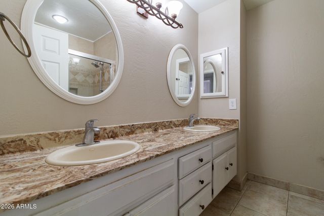 3002 N LOS ALTOS Drive, Chandler, AZ 85224