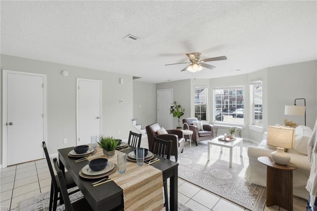 36 S Gawain WAY, Hampton, VA 23669