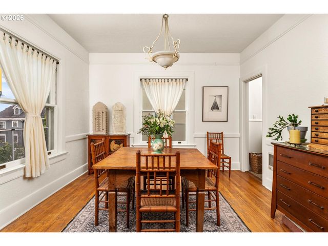 731 Sw KING Ave 10, Portland, OR 97035
