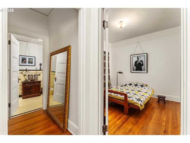 731 Sw KING Ave 10, Portland, OR 97035