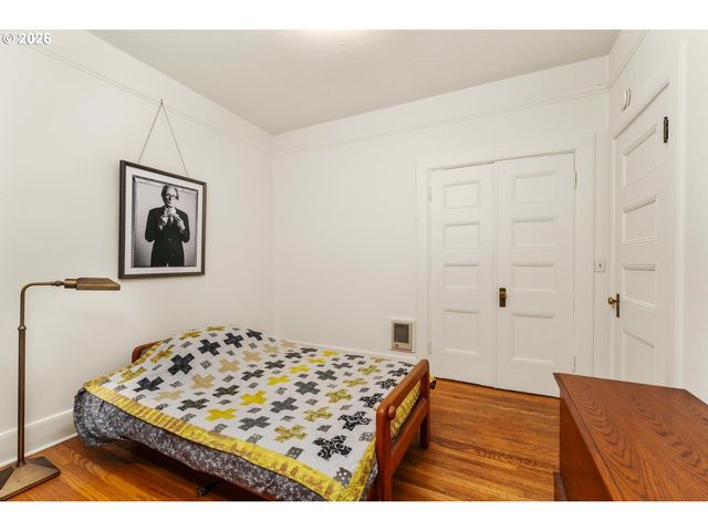 731 Sw KING Ave 10, Portland, OR 97035
