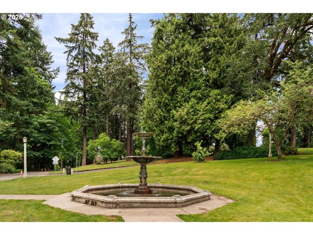 731 Sw KING Ave 10, Portland, OR 97035