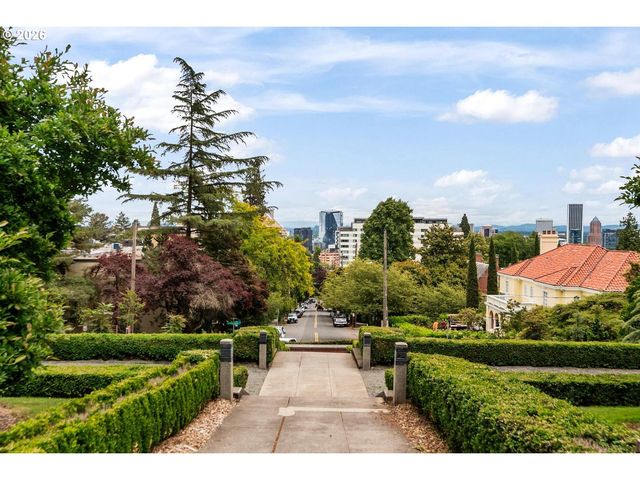 731 Sw KING Ave 10, Portland, OR 97035
