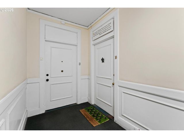 731 Sw KING Ave 10, Portland, OR 97035