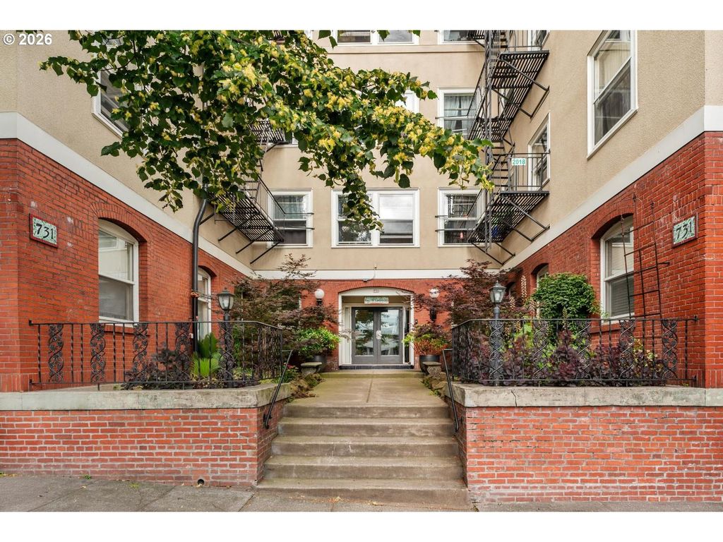 731 Sw KING Ave 10, Portland, OR 97035