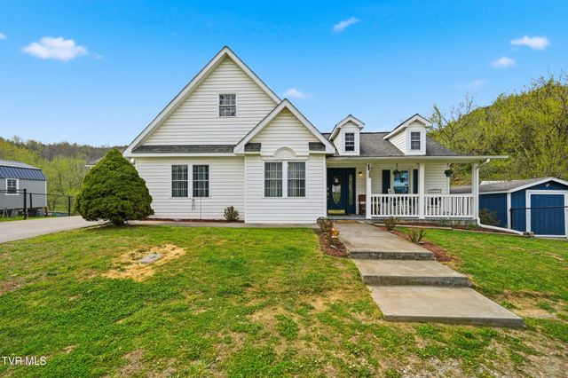 138 Luttie Banner Drive, Castlewood, VA 24224