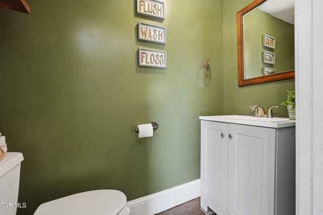 138 Luttie Banner Drive, Castlewood, VA 24224