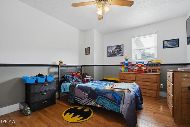 138 Luttie Banner Drive, Castlewood, VA 24224