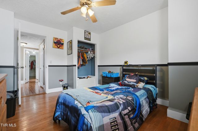 138 Luttie Banner Drive, Castlewood, VA 24224