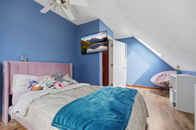 138 Luttie Banner Drive, Castlewood, VA 24224