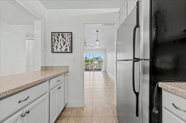 765 Jeffery Street 1-301, Boca Raton, FL 33487